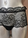 Shorty fantaisie Lise Charmel Sublime en dentelle noir ACH0413