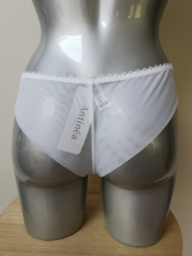 Tanga Antinéa de Lise Charmel Fashion Guipure CCC0001 blanc